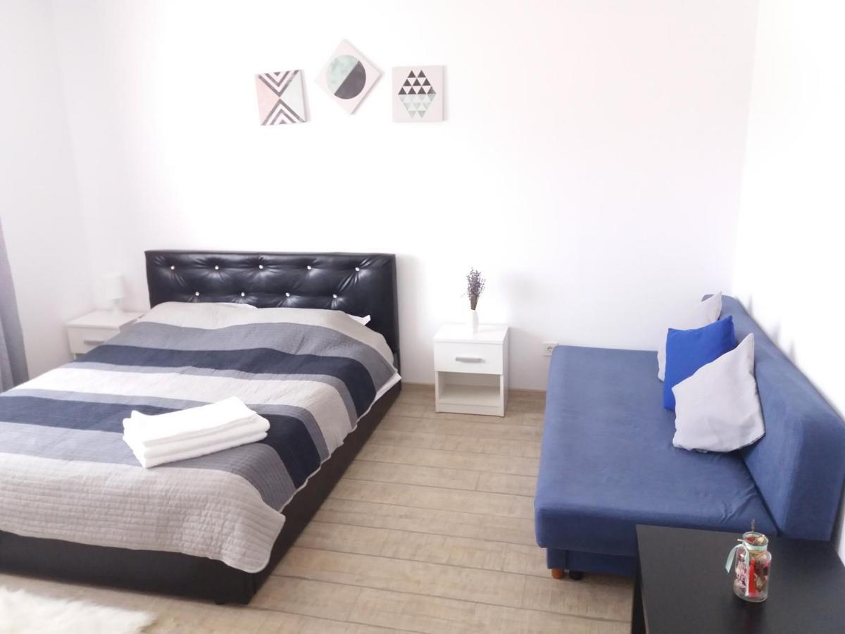 Appartement Cazare Apartament Rasnov Extérieur photo
